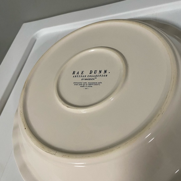 RAE DUNN “Apple Pie” Pie Dish - Picture 3 of 5